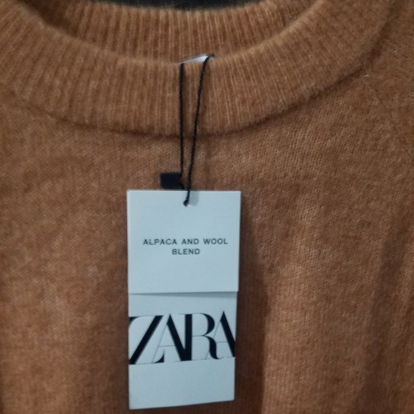 NWT ALPACA AND WOOL BLEND ORANGE BROWN CAMEL SWEATER. - Picture 7 of 10